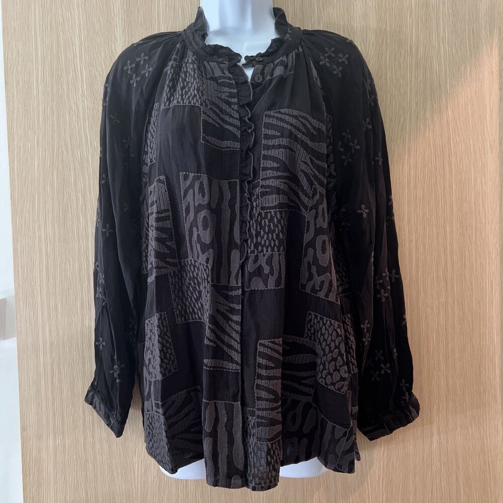 Johnny Was Molli Jaga Blouse Size Small Black Rayon Top Button Down NWT!